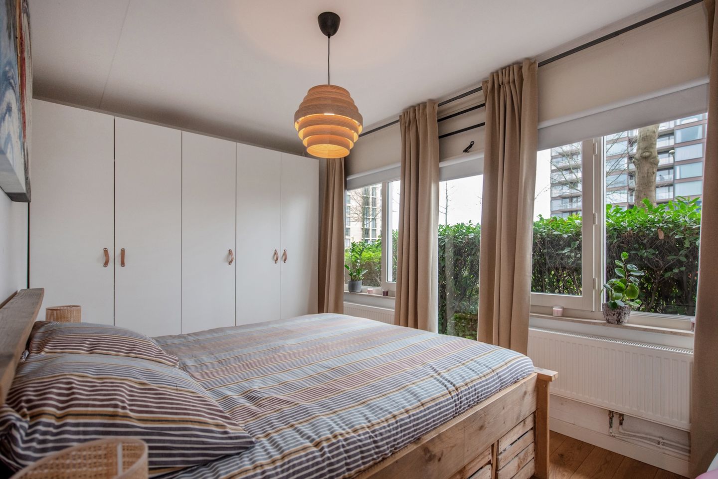 Photo 20 of Sir Winston Churchillln 807-A