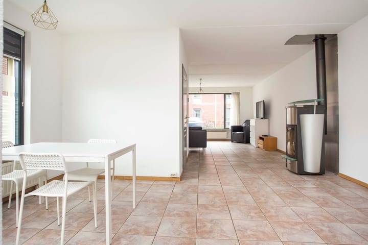 Foto 13 van Lage Bothofstraat 324