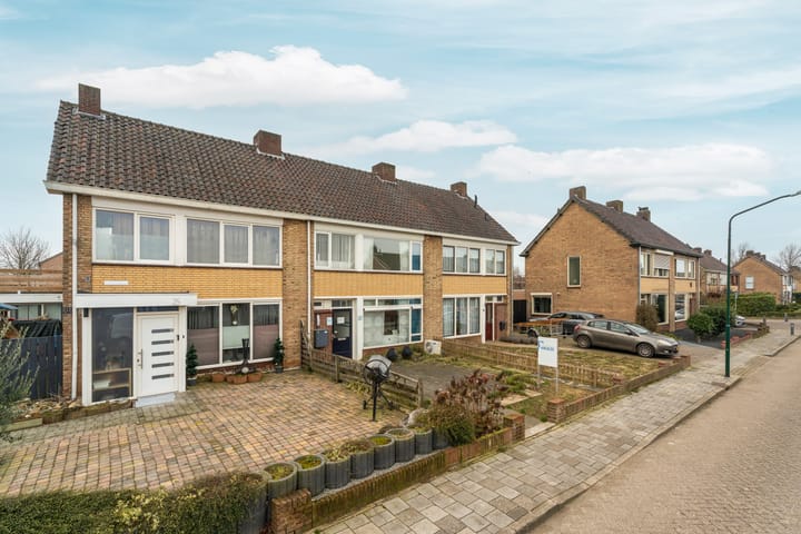 Foto 33 van Robijnlaan 27