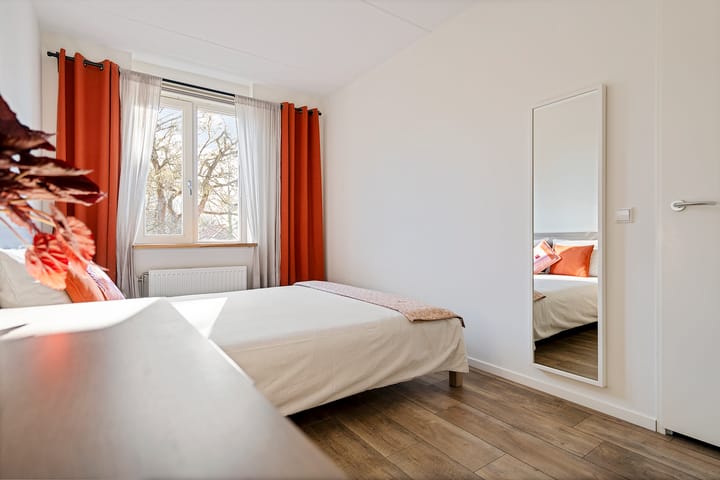 Foto 30 van Julianastraat 5-A