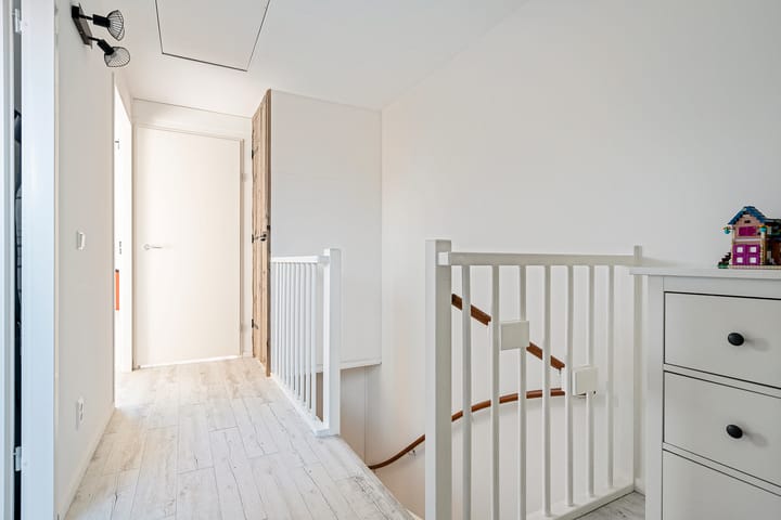 Foto 41 van Julianastraat 5-A