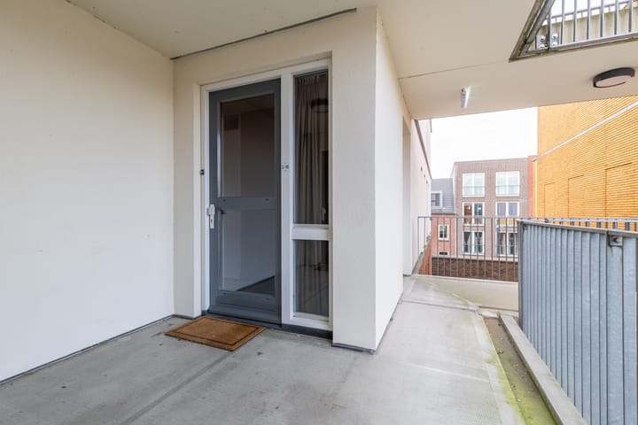 Foto 14 van Menno van Coehoornstraat 2-C16