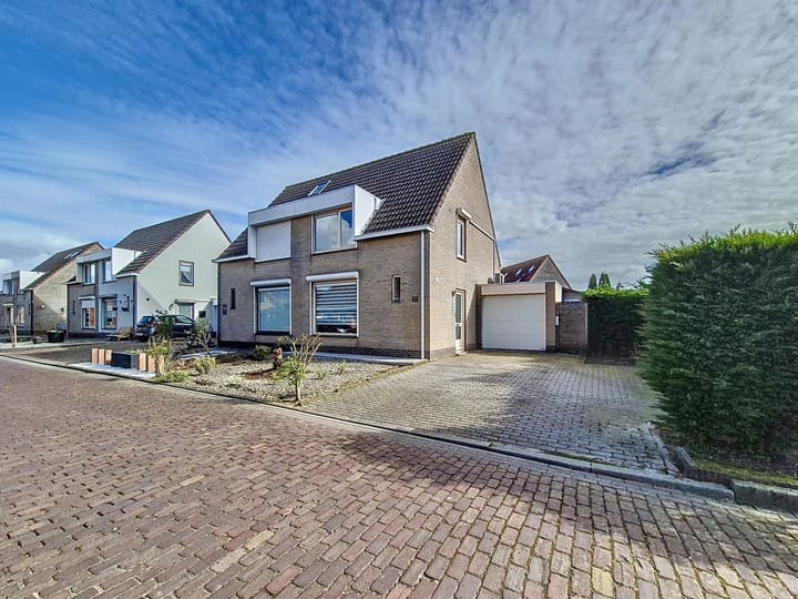 Foto 24 van Pastoor J.A.M. van den Muijsenbergstraat 21