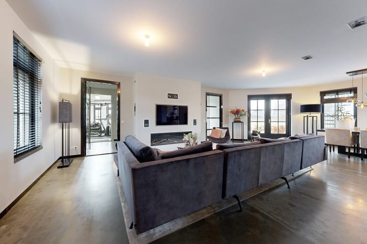 Photo 9 of Bernhardstraat 63