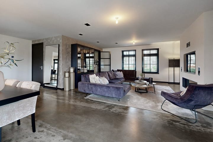 Photo 12 of Bernhardstraat 63