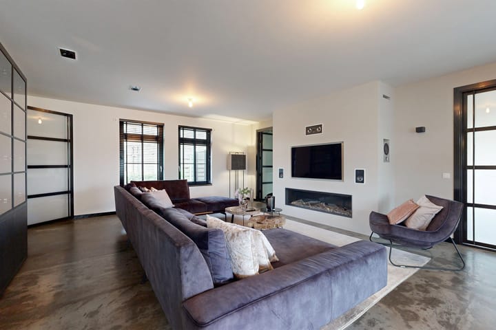 Photo 15 of Bernhardstraat 63