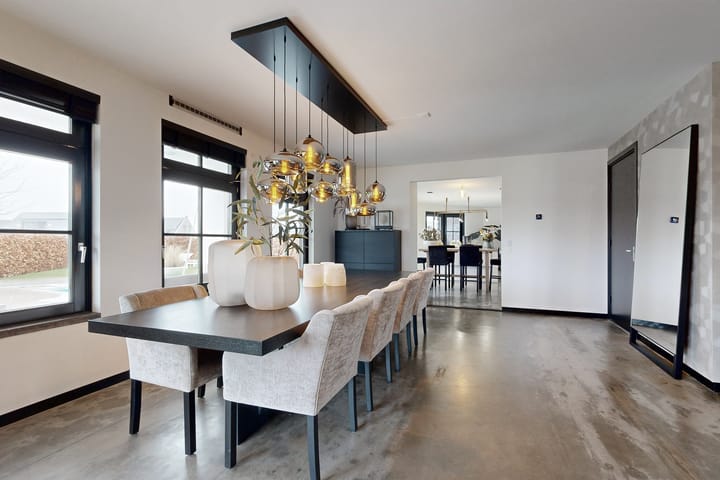 Photo 17 of Bernhardstraat 63