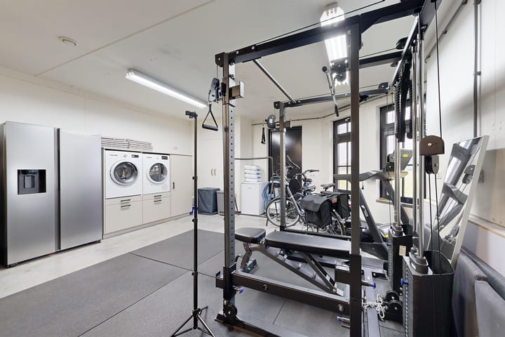 Photo 32 of Bernhardstraat 63