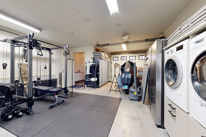 Photo 33 of Bernhardstraat 63