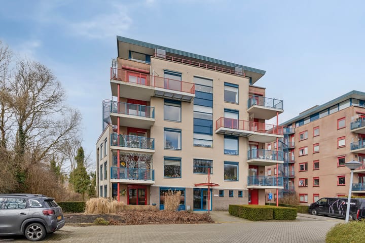 Foto 2 van Hobbemakade 502