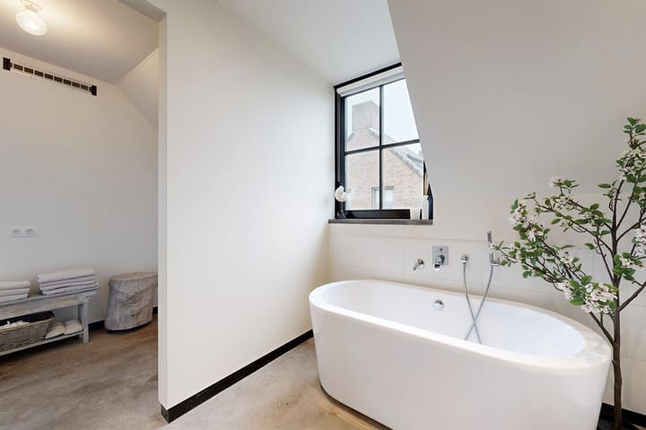 Photo 63 of Bernhardstraat 63