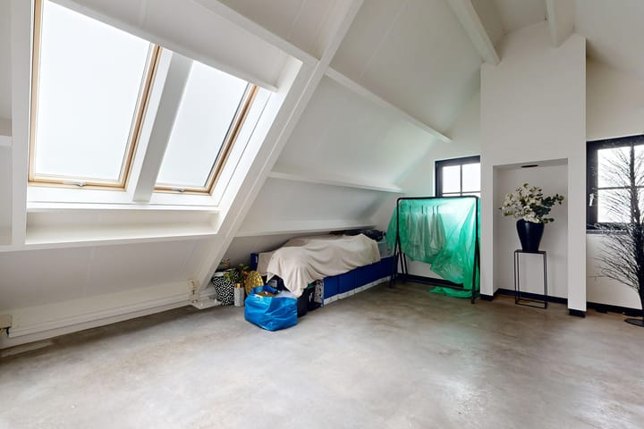 Photo 72 of Bernhardstraat 63