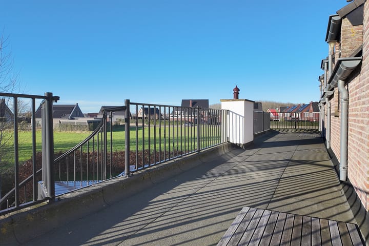 Photo 85 of Bernhardstraat 63