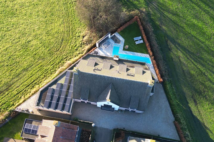 Photo 92 of Bernhardstraat 63