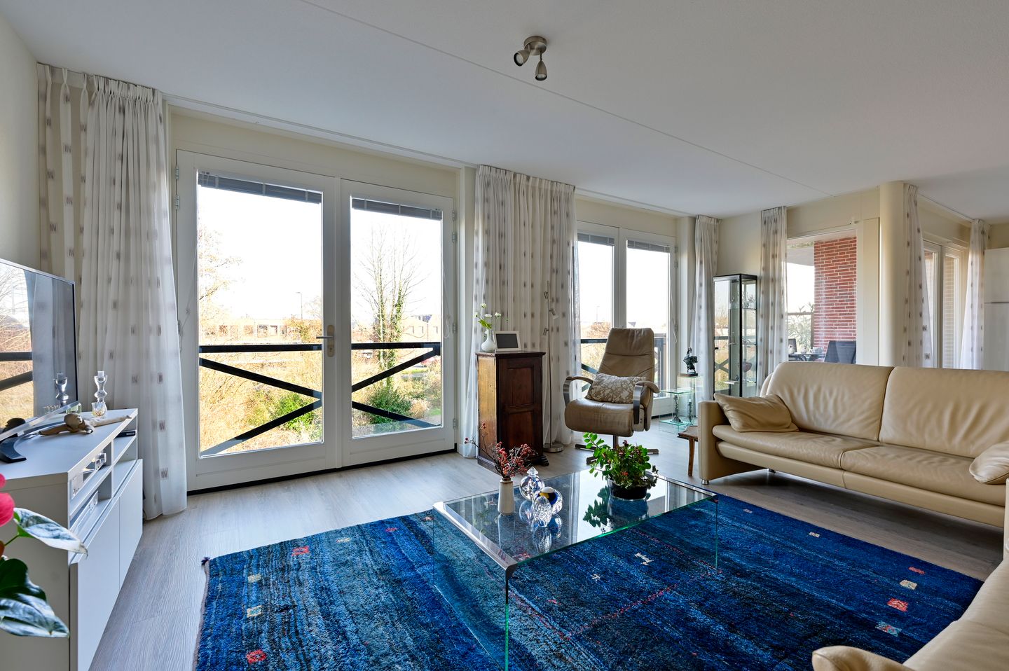 Foto 4 van Bozenhoven 63-B