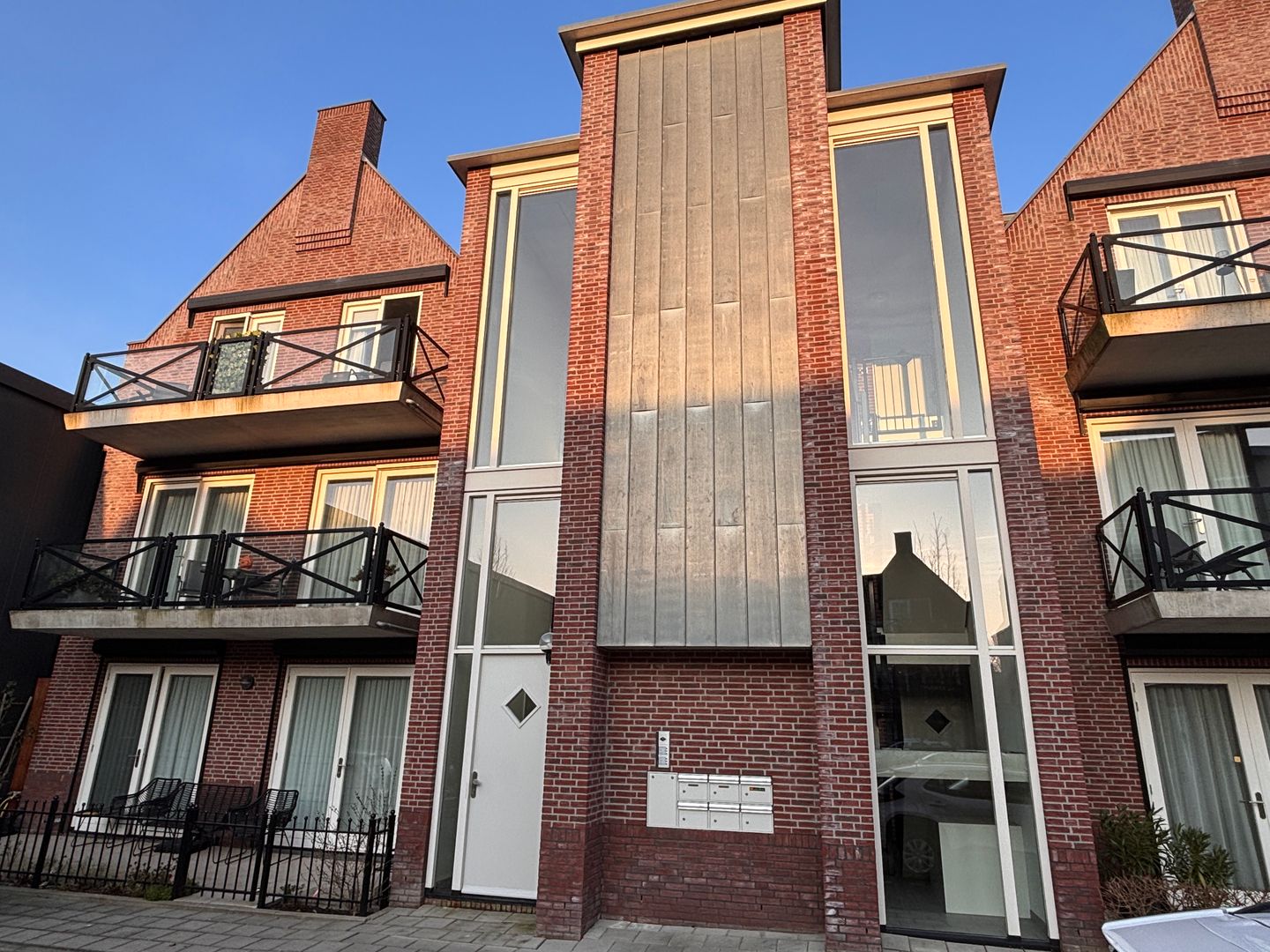 Foto 25 van Bozenhoven 63-B