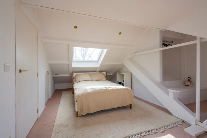 Foto 33 van Veenwal 28-A