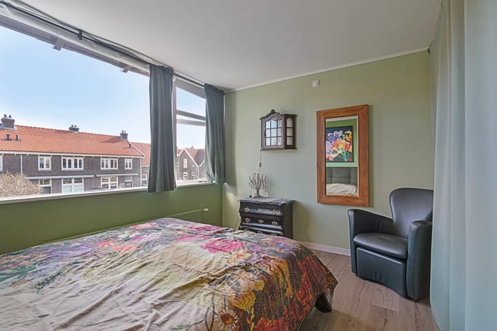 Foto 18 van De Genestetplein 3