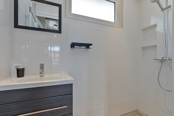 Foto 25 van De Genestetplein 3