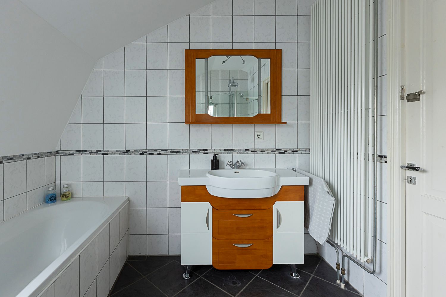 Foto 33 van Kampstraat 7