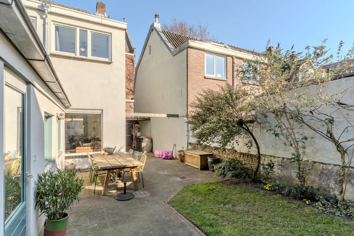 Foto 4 van Paterstraat 79