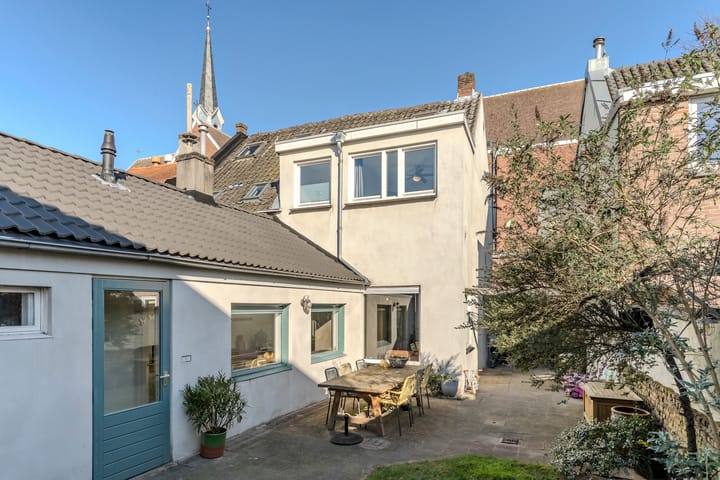 Foto 44 van Paterstraat 79