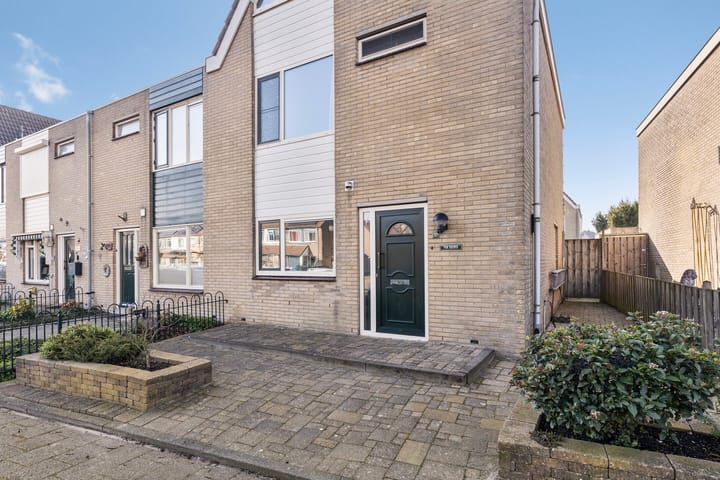 Foto 8 van Mantelschelp 10