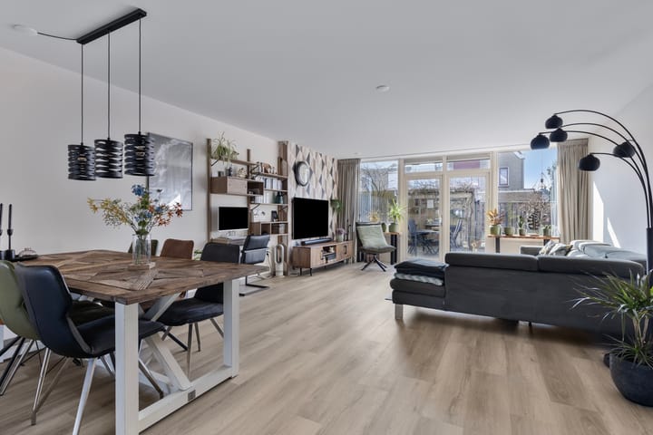 Foto 12 van Mantelschelp 10