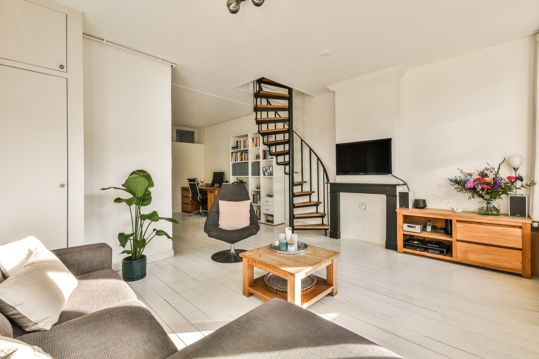 Foto 9 van Kanaalstraat 46-3