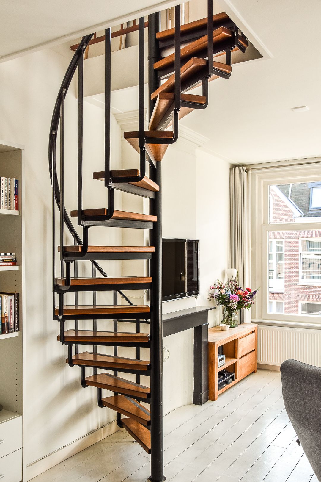 Foto 31 van Kanaalstraat 46-3