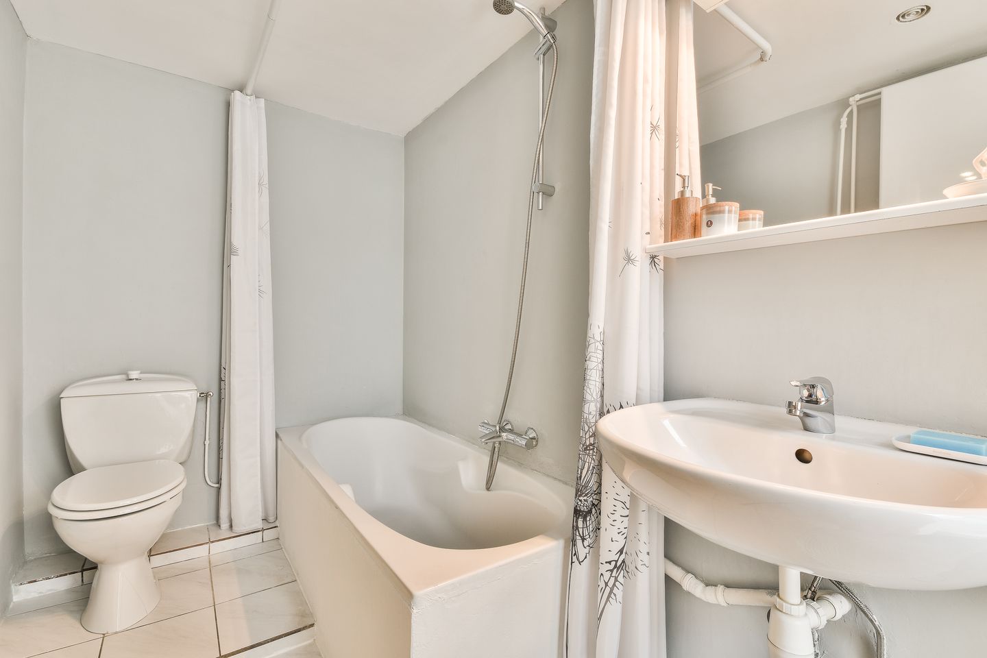 Foto 35 van Kanaalstraat 46-3