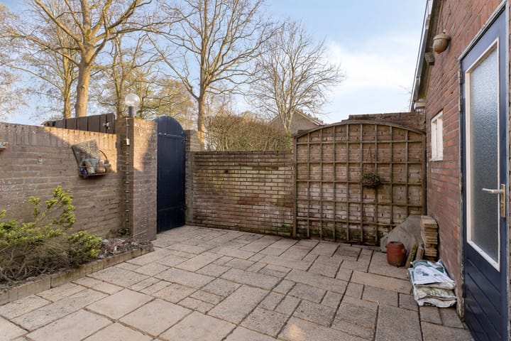 Photo 36 of Rozenlaan 3