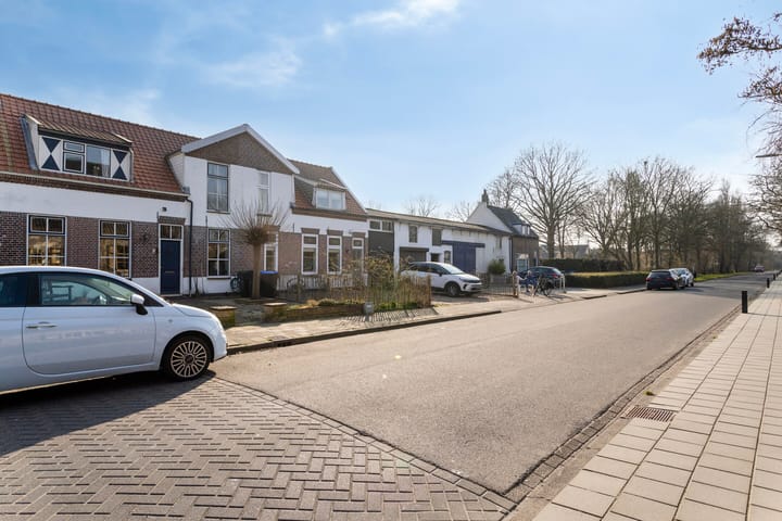 Photo 42 of Rozenlaan 3