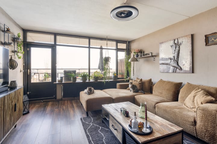 Foto 2 van Bachplein 532