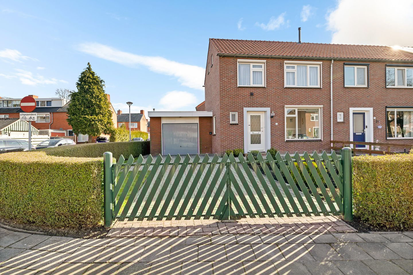 Photo 4 of Irenestraat 12