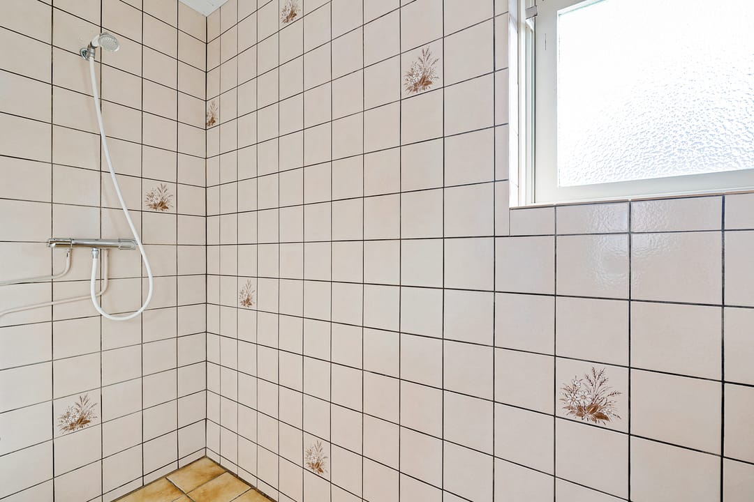 Photo 22 of Irenestraat 12