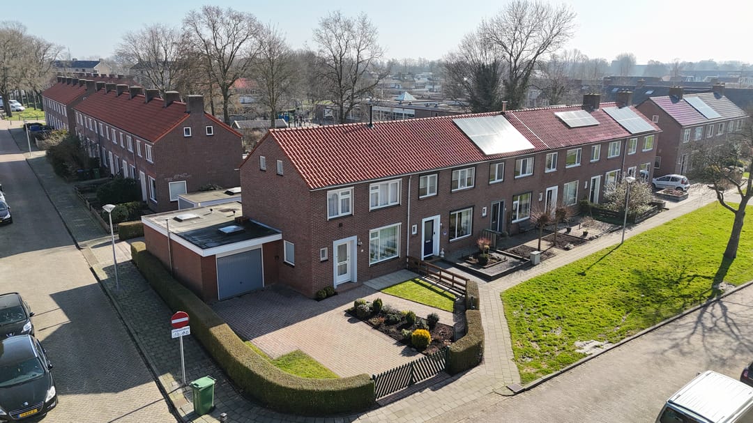 Photo 37 of Irenestraat 12