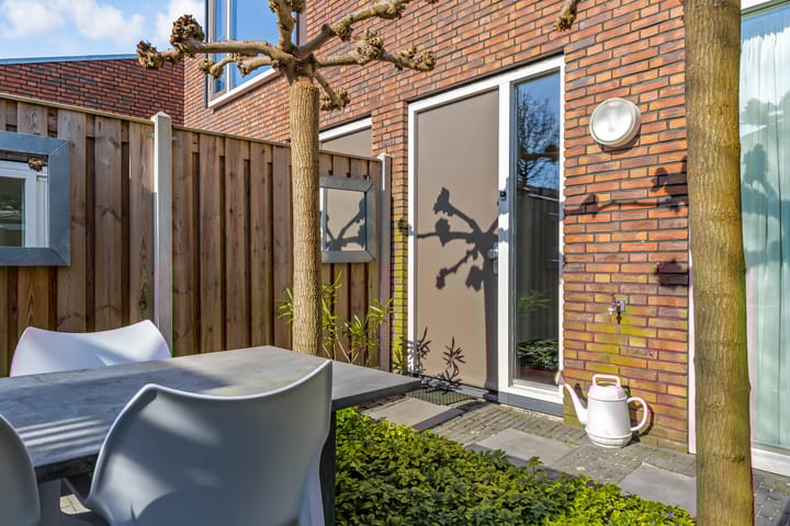 Foto 8 van Helmstok 23