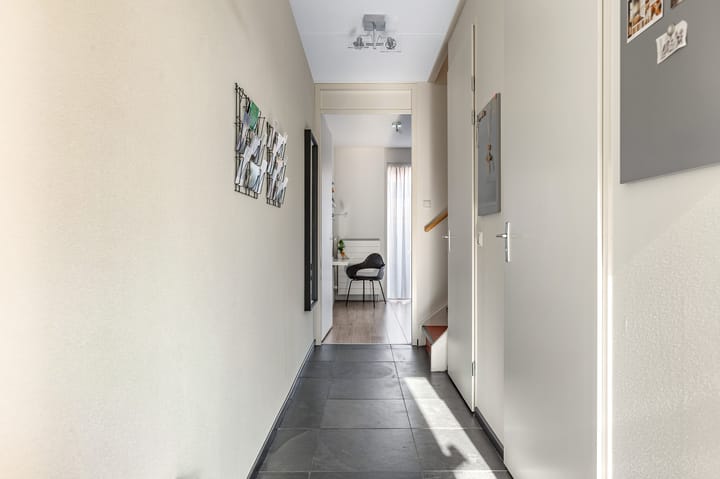 Foto 25 van Helmstok 23