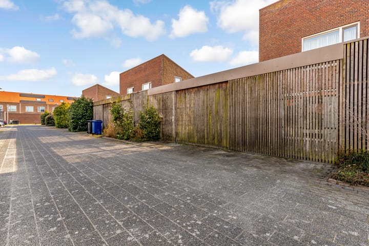 Foto 42 van Helmstok 23