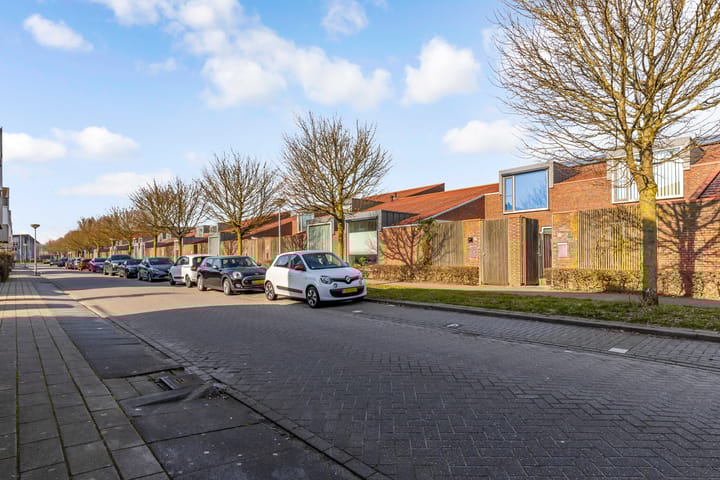 Foto 44 van Helmstok 23