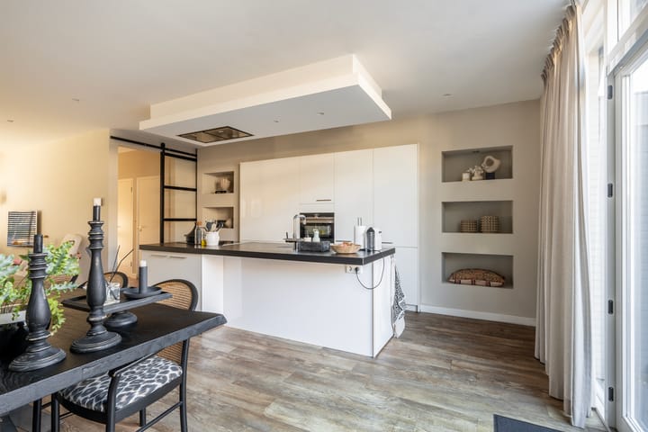 Foto 12 van Govert Flinckplein 6