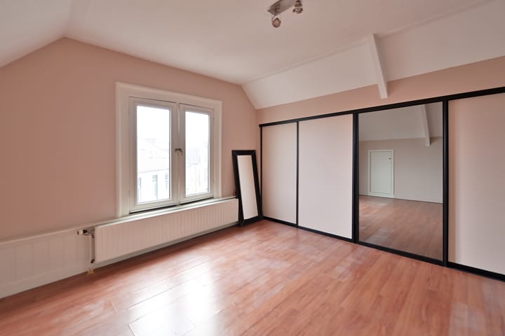 Foto 30 van Emmastraat 45