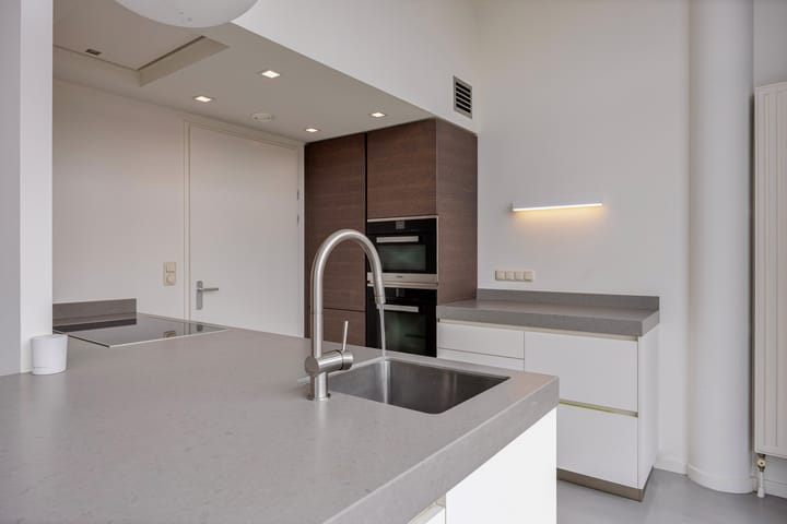 Foto 12 van Plein 1992 40-H