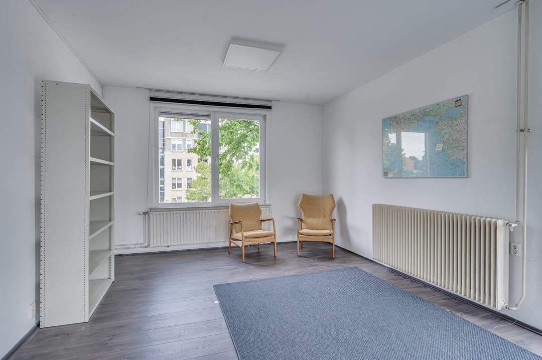 Foto 8 van Alberdingk Thijmstraat 1-A