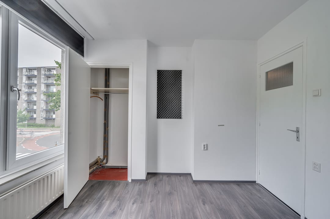 Foto 13 van Alberdingk Thijmstraat 1-A