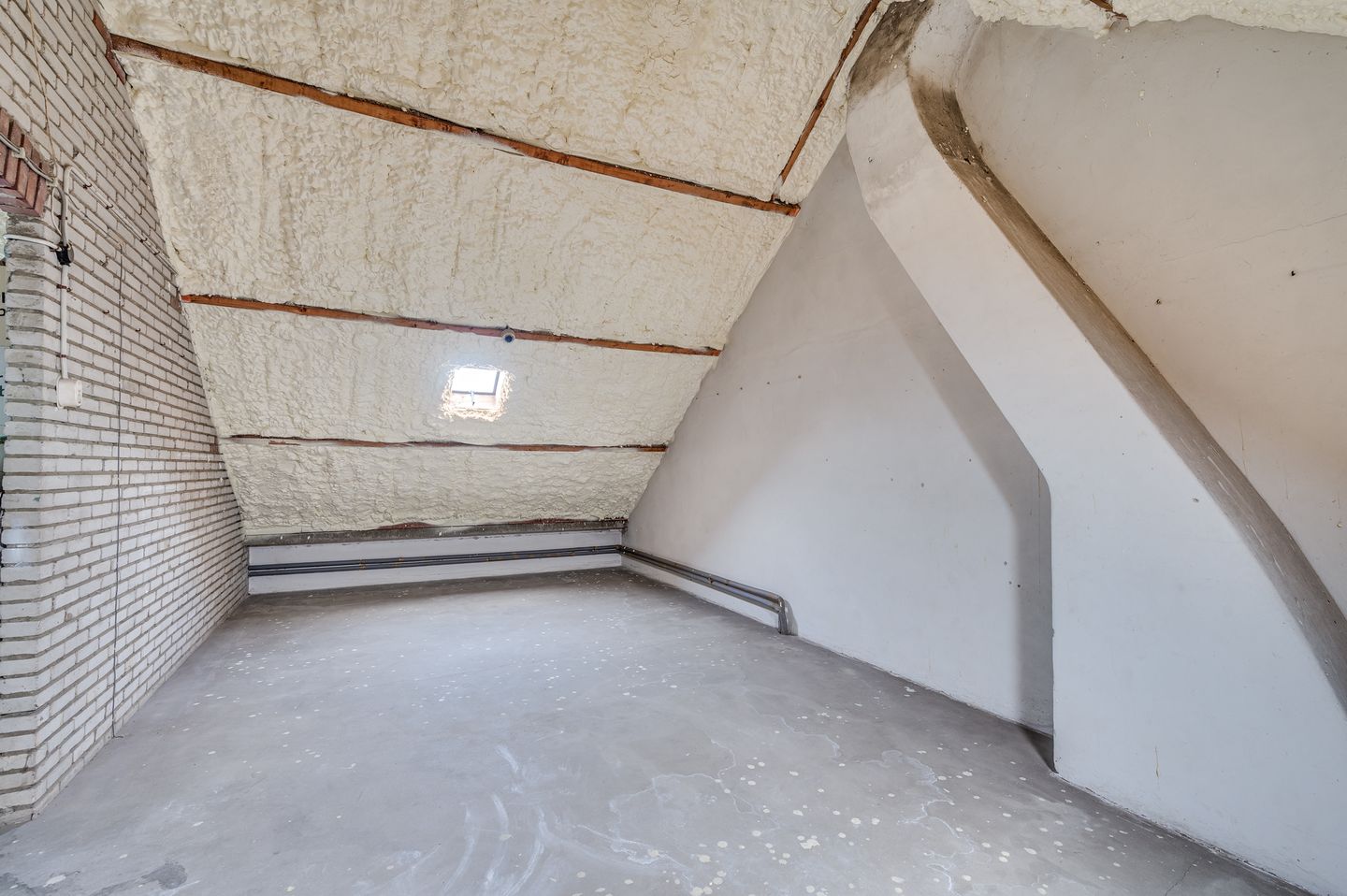 Foto 25 van Alberdingk Thijmstraat 1-A