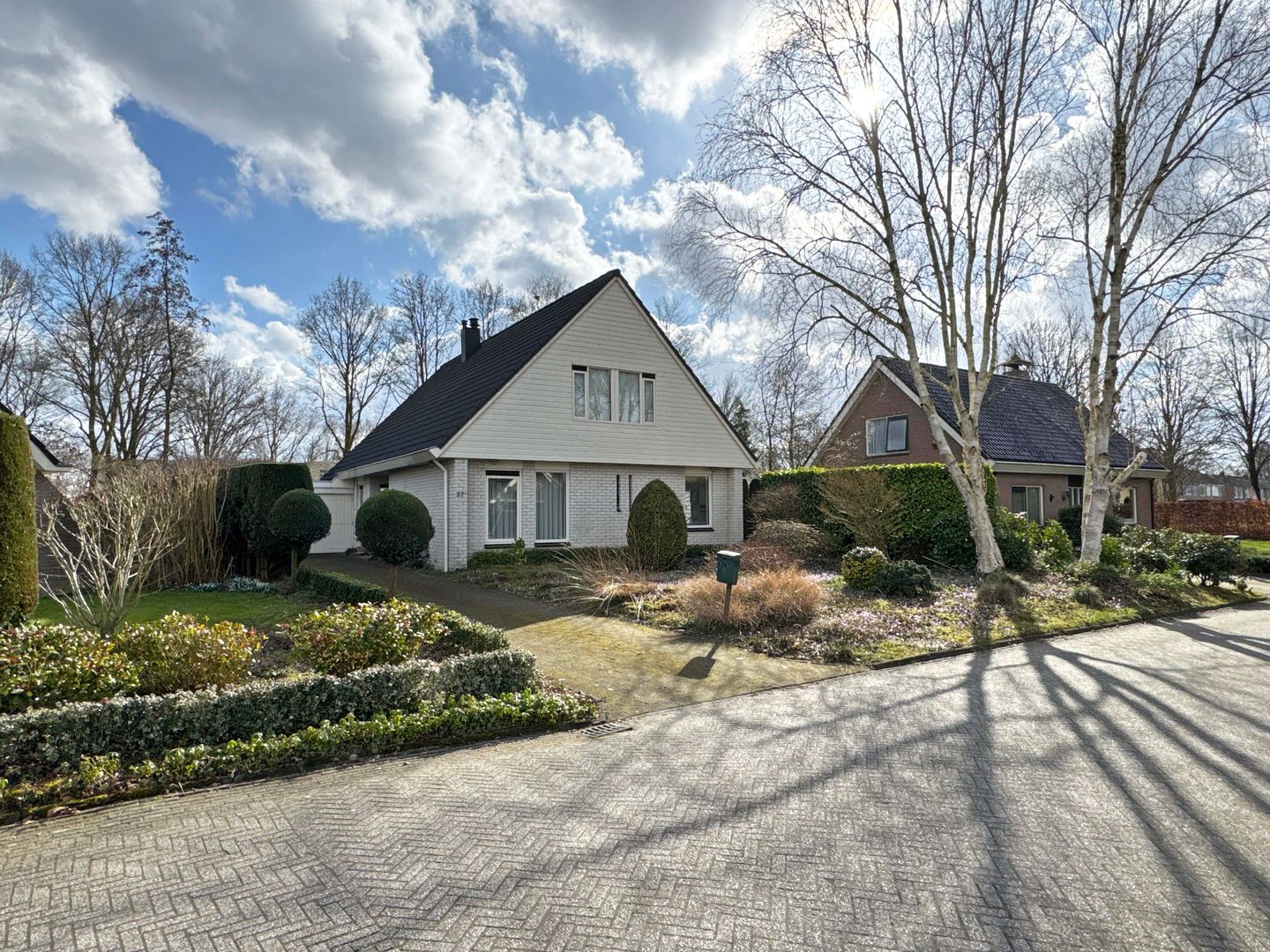 Foto 1 van Anne de Vrieslaan 37-A