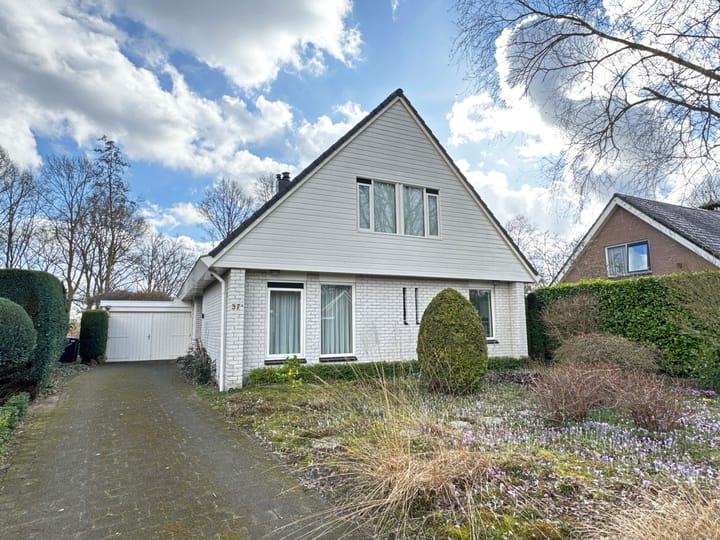 Foto 9 van Anne de Vrieslaan 37-A