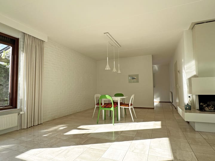 Foto 18 van Anne de Vrieslaan 37-A